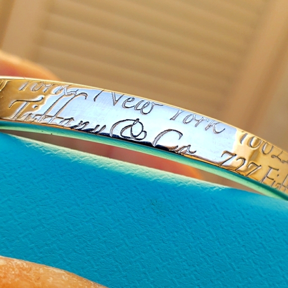 Tiffany &Co.sterling Silver Notes Script Bangle - Picture 1 of 9